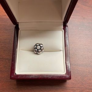 Pandora Flower Charm flower 🌸